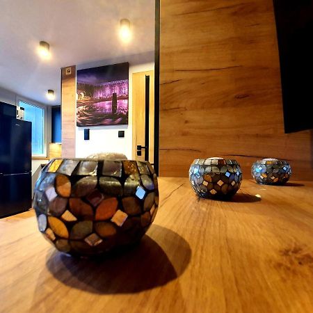 Apartament Przy Alei Kopernika อีนอวรอตสวาฟ ภายนอก รูปภาพ